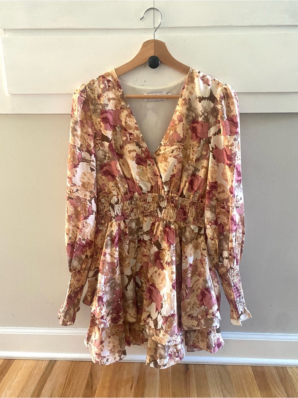 Petal & Pup Long Sleeve Floral Ruffle Tiered Mini Dress Size Small Pink - Picture 3 of 6